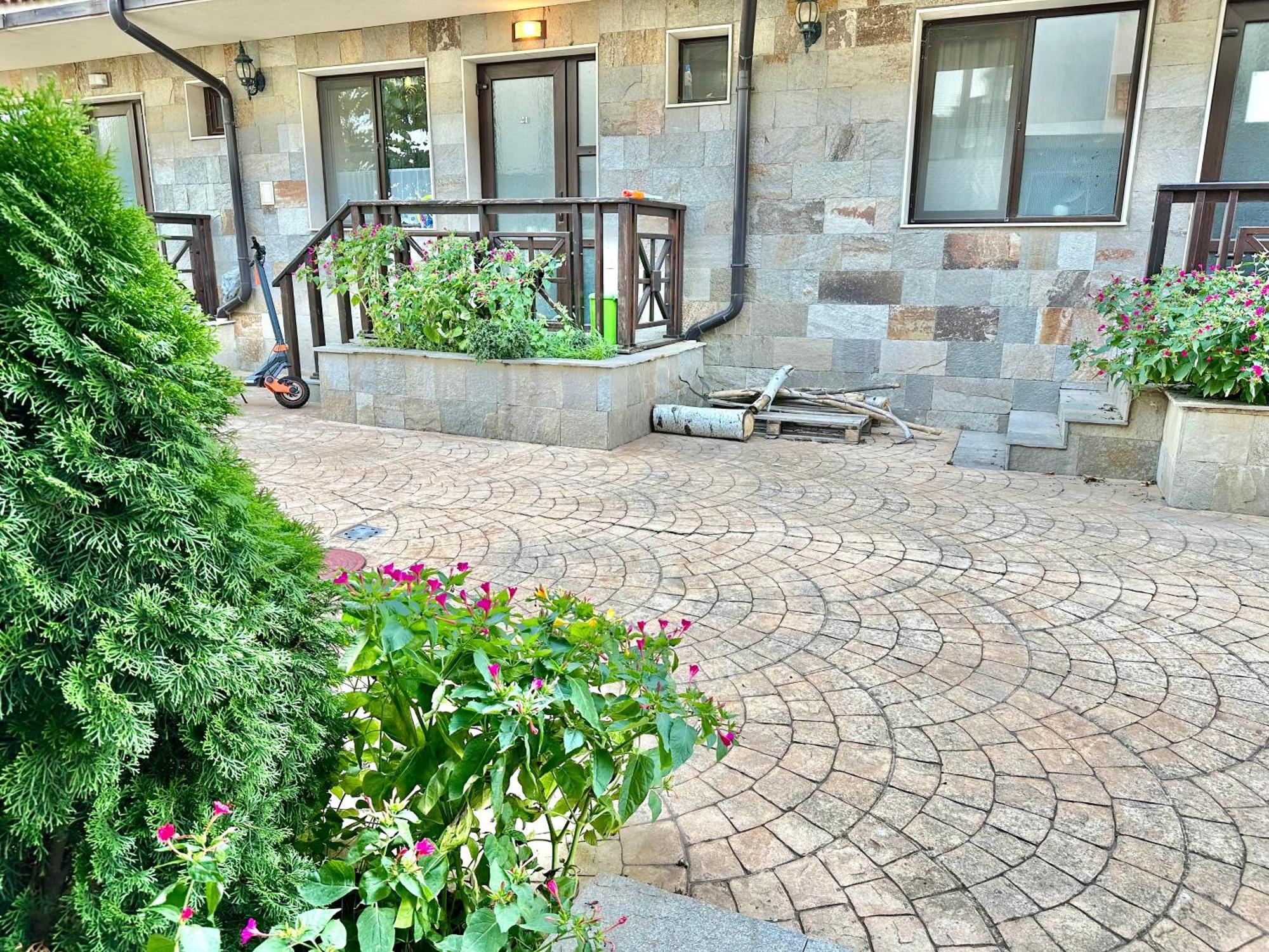 Menada Imperial Heights Villas ซันนีบีช ภายนอก รูปภาพ