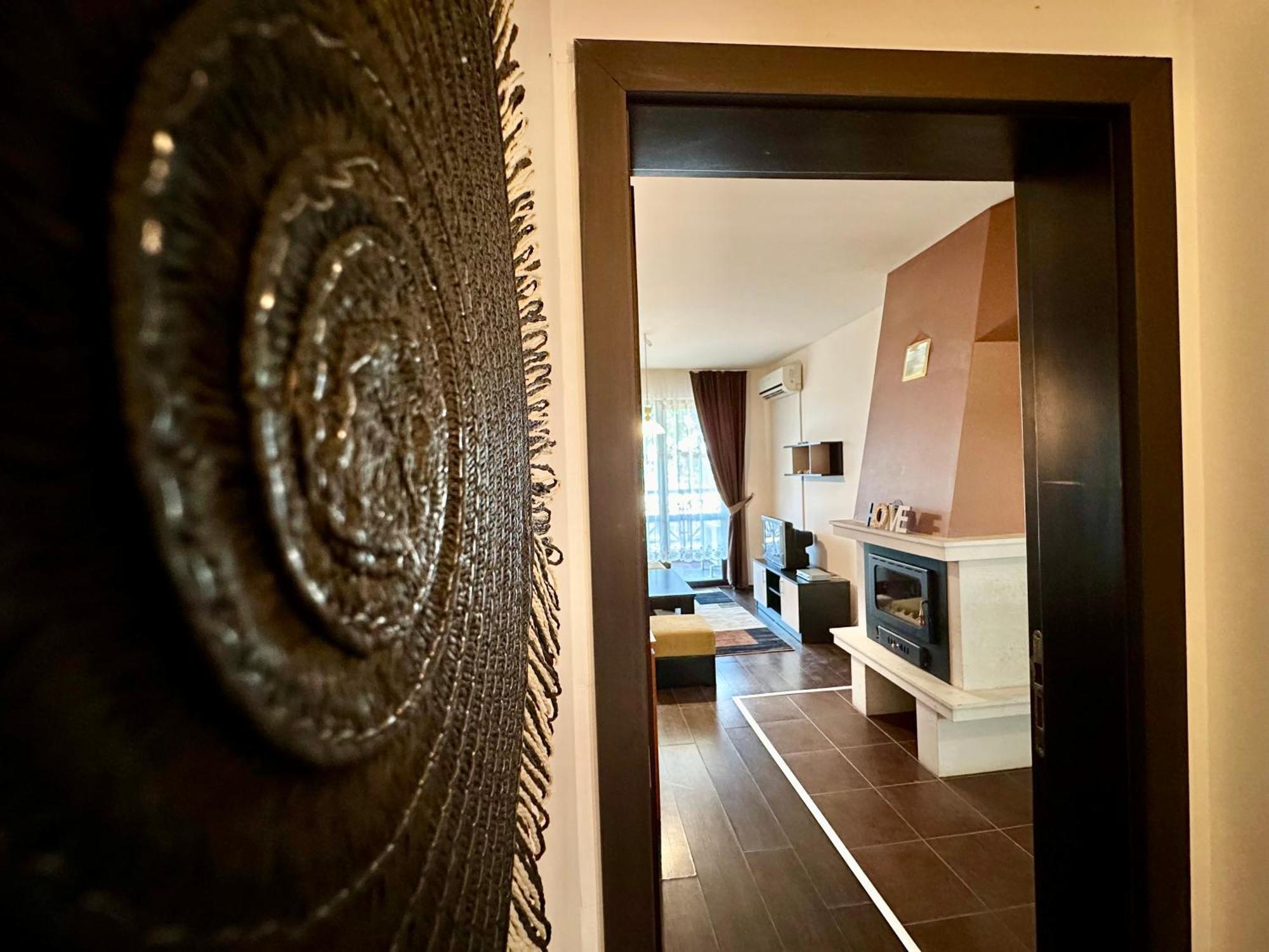 Menada Imperial Heights Villas ซันนีบีช ภายนอก รูปภาพ