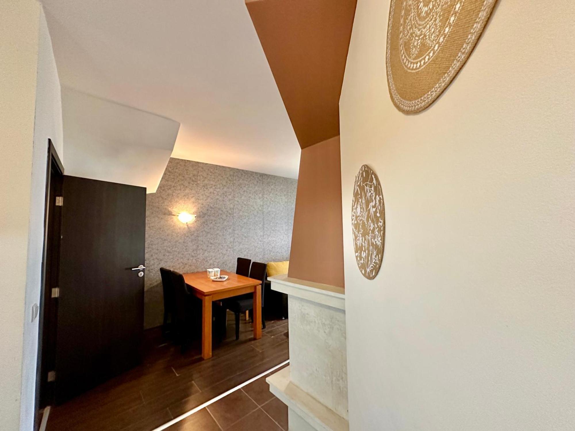 Menada Imperial Heights Villas ซันนีบีช ภายนอก รูปภาพ