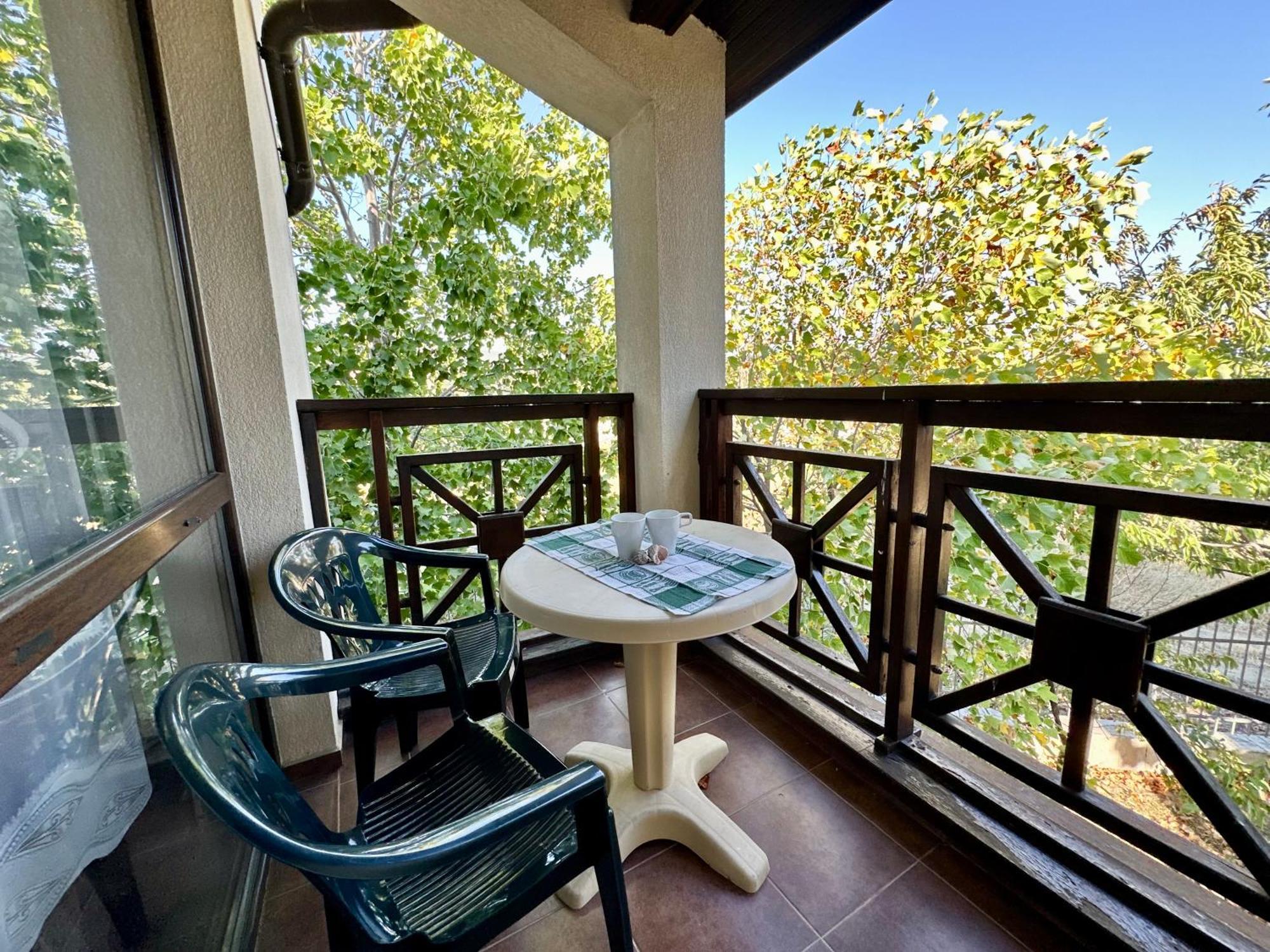 Menada Imperial Heights Villas ซันนีบีช ภายนอก รูปภาพ