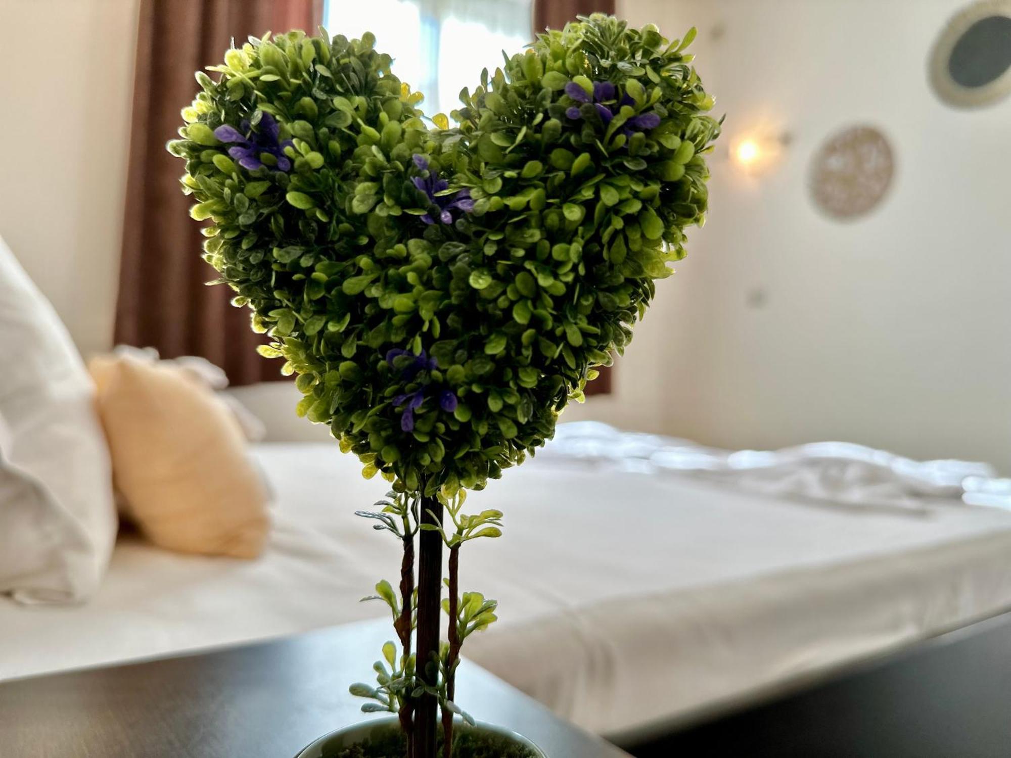 Menada Imperial Heights Villas ซันนีบีช ภายนอก รูปภาพ