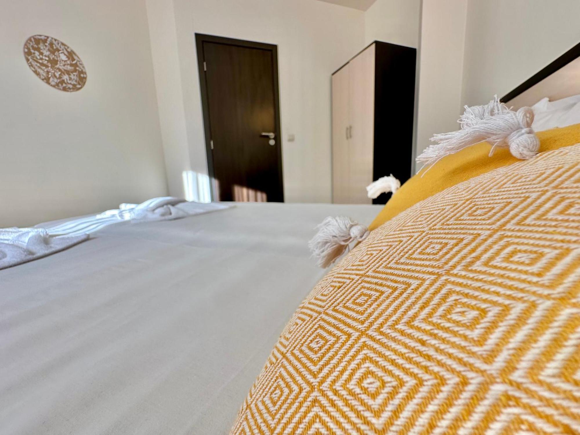 Menada Imperial Heights Villas ซันนีบีช ภายนอก รูปภาพ