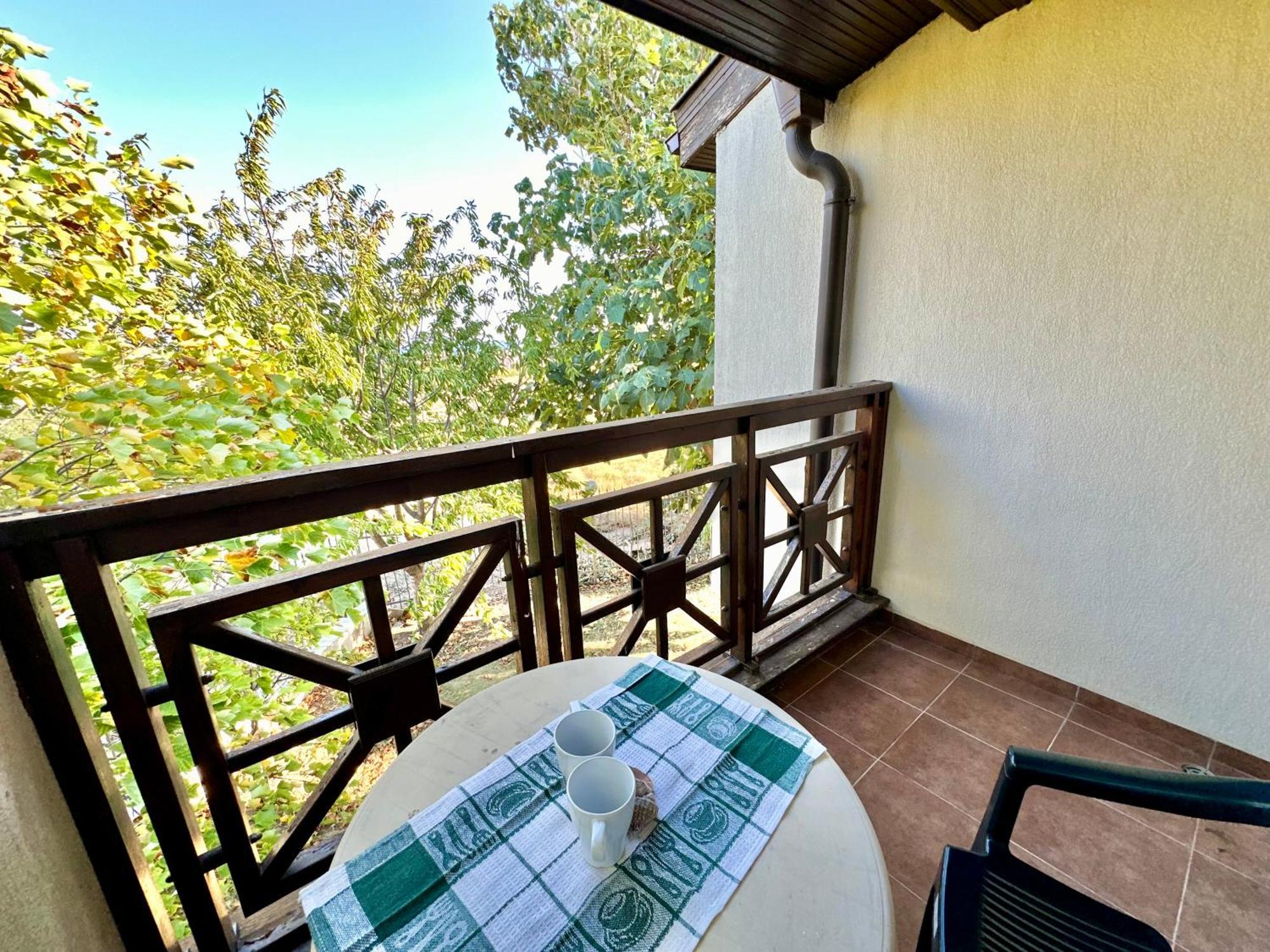Menada Imperial Heights Villas ซันนีบีช ภายนอก รูปภาพ