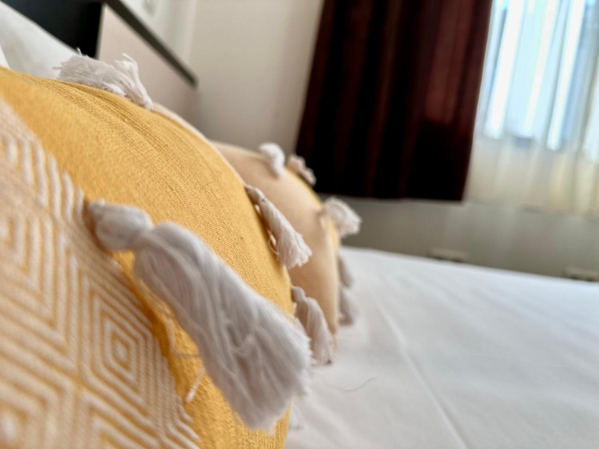 Menada Imperial Heights Villas ซันนีบีช ภายนอก รูปภาพ
